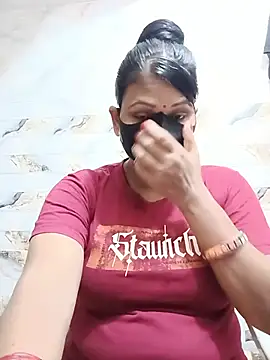 Snapshot of varnika chatting on July 2026 05:48:02 PM varnika online show from July 2026 05:48:02 PM