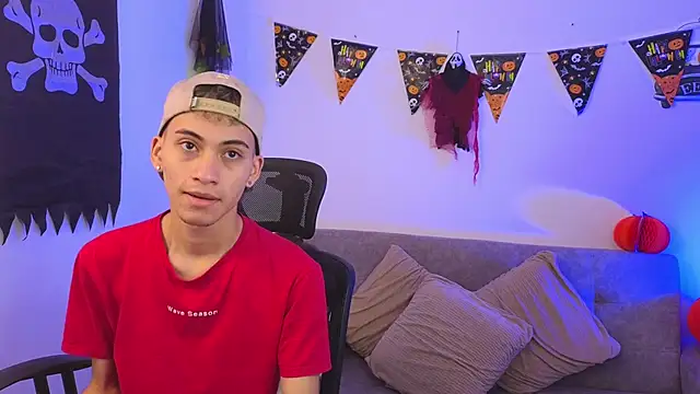 yulian vasquez online show from October 2025 12:26:01 PM