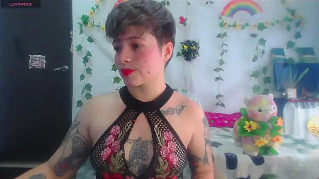 Snapshot of Mitsuha_gate chatting on January 2026 04:43:02 PM Mitsuha gate online show from January 2026 04:43:02 PM