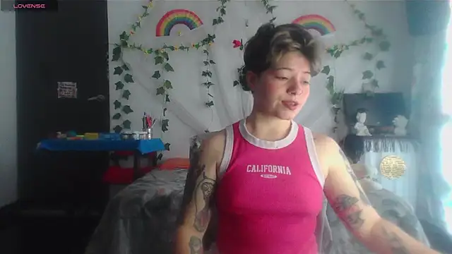 Snapshot of Mitsuha_gate chatting on April 2026 03:53:01 PM Mitsuha gate online show from April 2026 03:53:01 PM