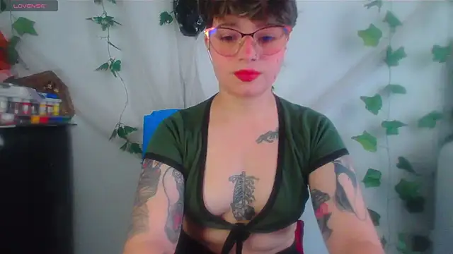 Snapshot of Mitsuha_gate chatting on May 2026 02:02:02 PM Mitsuha gate online show from May 2026 02:02:02 PM