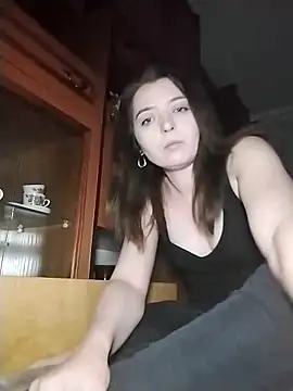 Viktoriia27 online show from April 2026 06:09:01 PM