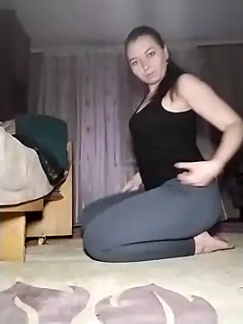 Viktoriia27 online show from April 2026 07:58:01 PM