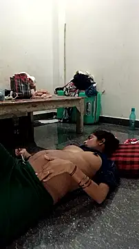 Guriya0076 online show from September 2025 11:18:01 PM