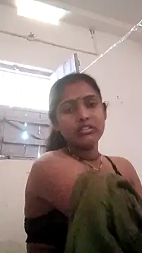 Snapshot of Guriya0076 chatting on April 2026 12:41:01 AM Guriya0076 online show from April 2026 12:41:01 AM