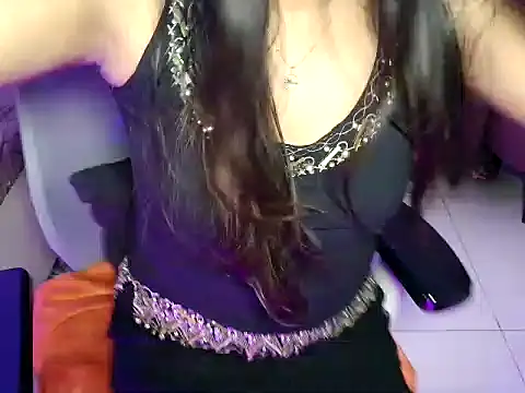 Snapshot of Haseen_Dilruba chatting on May 2026 05:07:02 PM Haseen Dilruba online show from May 2026 05:07:02 PM
