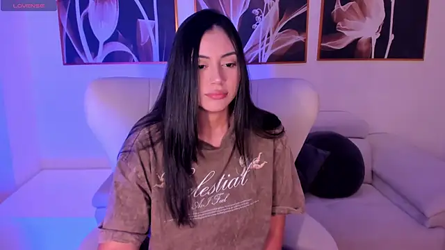 AmbarJames  online show from February 2026 12:16:01 PM