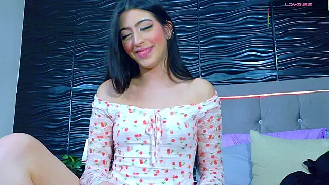 Ambar Bull online show from October 2025 12:06:01 PM