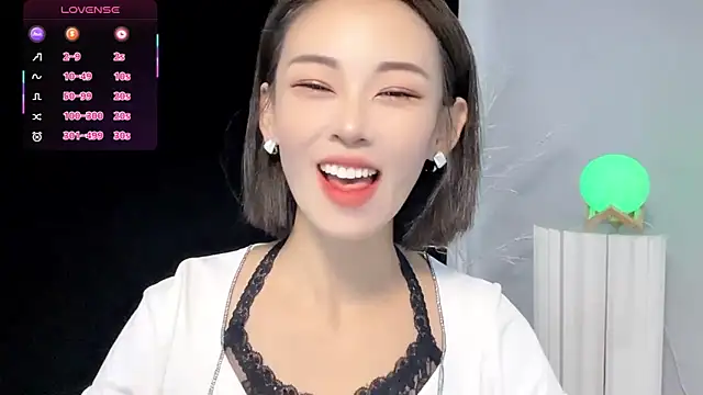 Snapshot of xiaoyue8888 chatting on September 2025 12:21:02 AM xiaoyue8888 online show from September 2025 12:21:02 AM