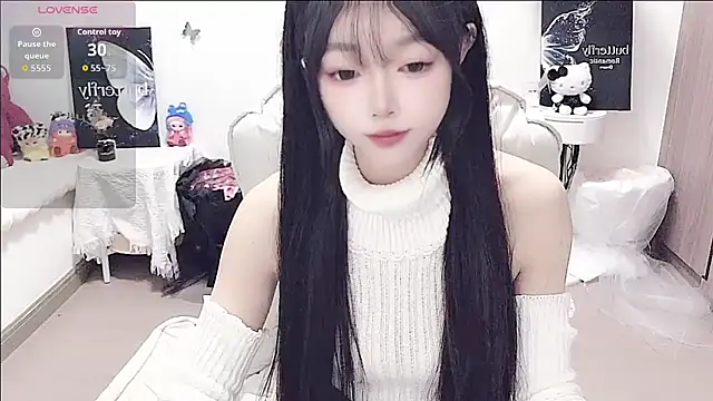 Snapshot of -EEBABY chatting on June 2026 04:11:02 PM -EEBABY online show from June 2026 04:11:02 PM