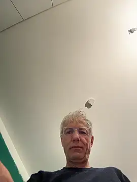 SexyLeon8 online show from January 2026 03:39:01 PM