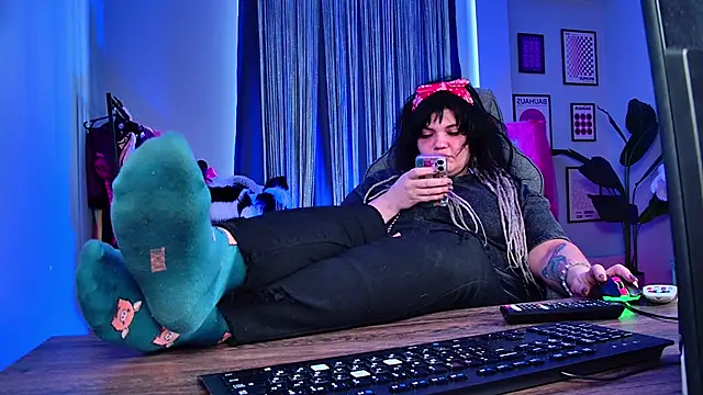 Snapshot of MaryHarrys chatting on June 2026 08:36:02 AM MaryHarrys online show from June 2026 08:36:02 AM