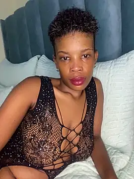 Caramel Mellow online show from December 2025 09:27:02 AM