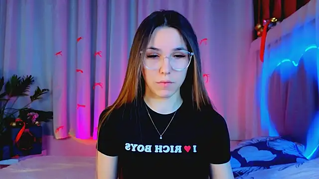 -CindyLou online show from January 2026 05:01:02 AM