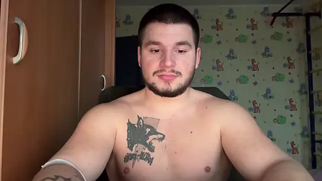 chiraq1945 online show from December 2025 01:41:02 PM