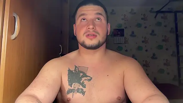 chiraq1945 online show from April 2026 07:36:01 PM