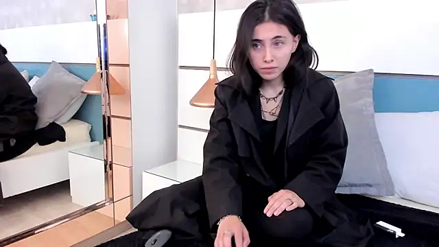 Snapshot of Ashkoreh chatting on October 2025 09:24:02 PM Ashkoreh online show from October 2025 09:24:02 PM