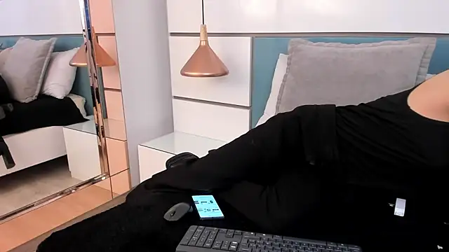 Snapshot of Ashkoreh chatting on October 2025 10:11:01 PM Ashkoreh online show from October 2025 10:11:01 PM