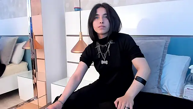 Snapshot of Ashkoreh chatting on November 2025 06:32:01 PM Ashkoreh online show from November 2025 06:32:01 PM