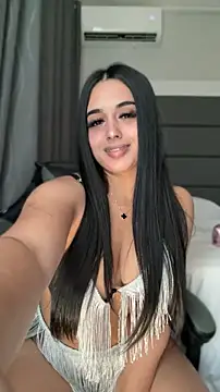 LilMisIndianx online show from April 2026 07:25:02 AM