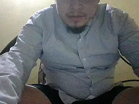 Snapshot of jorgexsuil2hh chatting on March 2026 06:19:01 AM jorgexsuil2hh online show from March 2026 06:19:01 AM