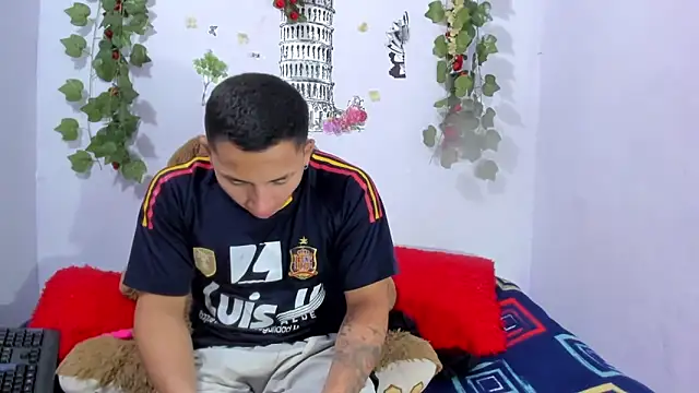 NataliaAndJulliam online show from February 2026 05:02:02 AM