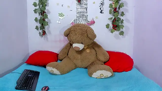 NataliaAndJulliam online show from February 2026 03:48:01 AM