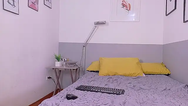 Snapshot of drooling4daddy chatting on February 2026 01:07:02 PM drooling4daddy online show from February 2026 01:07:02 PM