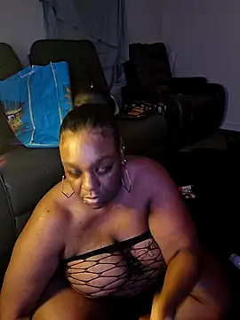 Snapshot of Thickkemzz41 chatting on April 2026 08:06:01 AM Thickkemzz41 online show from April 2026 08:06:01 AM