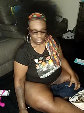 Snapshot of Thickkemzz41 chatting on May 2026 09:39:02 AM Thickkemzz41 online show from May 2026 09:39:02 AM