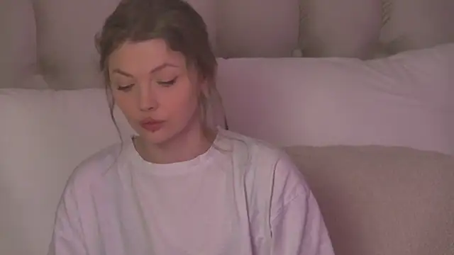 Snapshot of miamunn chatting on May 2026 03:35:02 AM miamunn online show from May 2026 03:35:02 AM