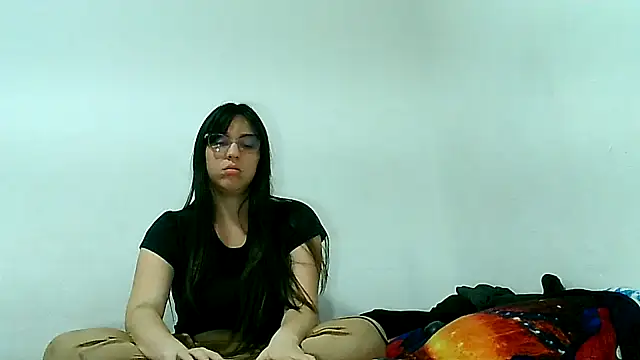 lareinalareinadelanal online show from November 2025 09:14:02 PM