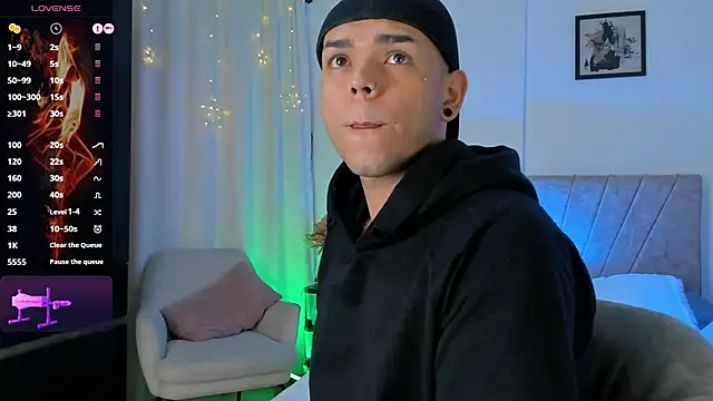 jhosepMoreno online show from October 2025 03:57:02 PM