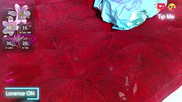 Snapshot of naomi_powel chatting on September 2025 03:34:01 PM naomi powel online show from September 2025 03:34:01 PM