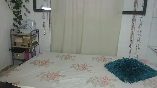 Snapshot of porndollbaby chatting on June 2026 11:14:01 PM porndollbaby online show from June 2026 11:14:01 PM