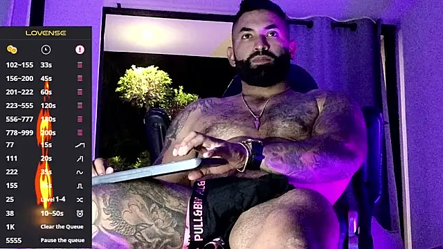 Max-prada online show from February 2026 02:10:01 AM