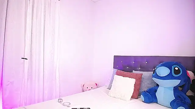 Snapshot of BryanaSmith21 chatting on September 2025 09:30:01 PM BryanaSmith21 online show from September 2025 09:30:01 PM