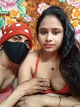 Seducing couple online show from December 2025 06:20:02 AM