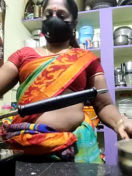 Snapshot of papukurty chatting on November 2025 03:47:01 PM papukurty online show from November 2025 03:47:01 PM