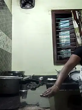 Snapshot of papukurty chatting on February 2026 02:27:01 AM papukurty online show from February 2026 02:27:01 AM