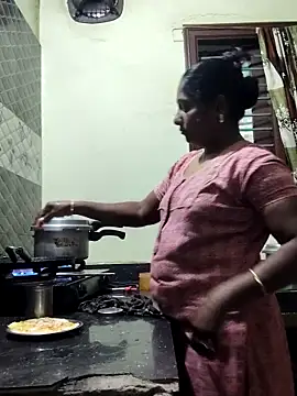 Snapshot of papukurty chatting on February 2026 02:29:02 AM papukurty online show from February 2026 02:29:02 AM