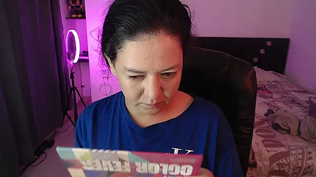 Abbyjoness21 online show from October 2025 10:16:02 AM