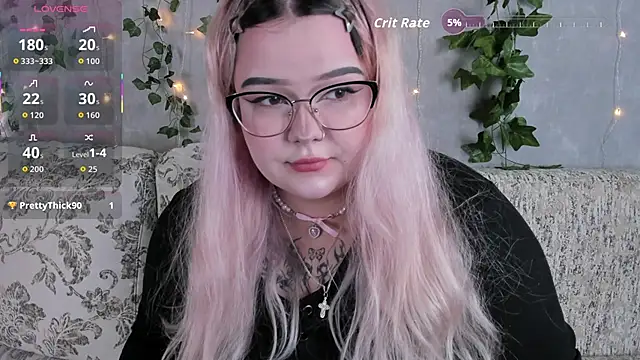 Snapshot of _CandyM1lky_ chatting on June 2026 06:15:02 AM CandyM1lky online show from June 2026 06:15:02 AM