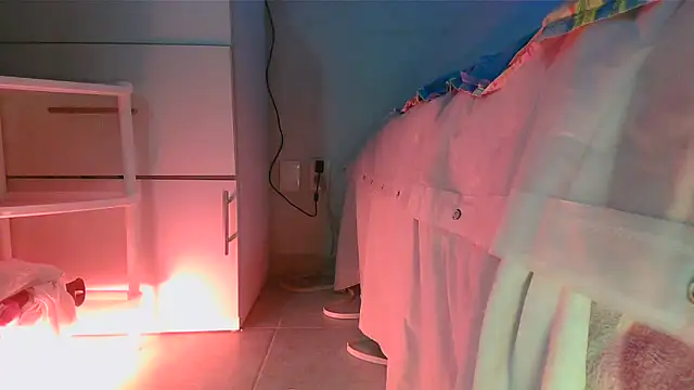 SatiroyNinfa online show from April 2026 09:29:02 PM