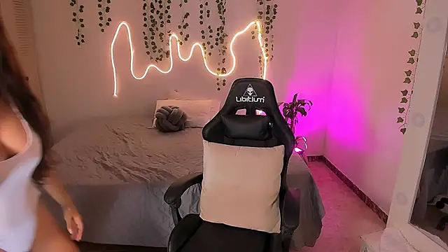 sara doll77 online show from November 2025 08:43:01 PM