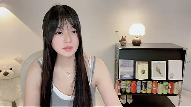 Onechestnut online show from June 2026 12:40:01 PM