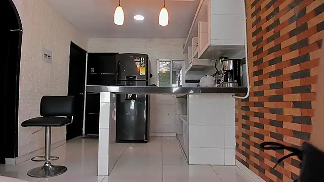 violetta pretty online show from November 2025 07:57:01 PM