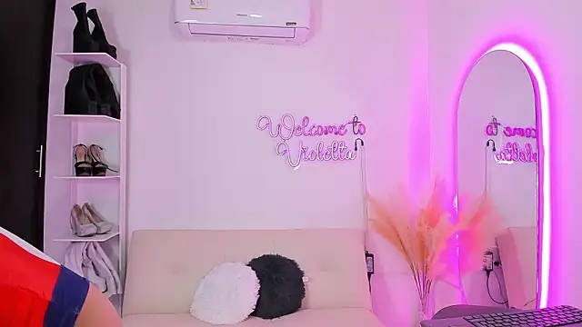 violetta pretty online show from February 2026 07:34:02 PM