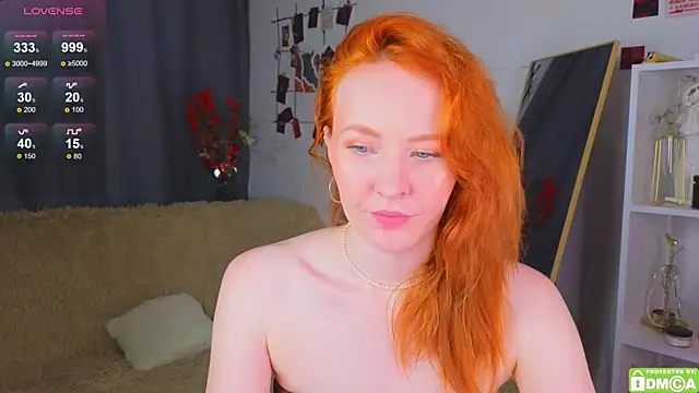 Snapshot of JoyceJones chatting on September 2025 07:04:02 PM JoyceJones online show from September 2025 07:04:02 PM