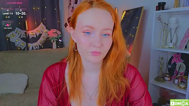 JoyceJones online show from January 2026 08:03:01 PM